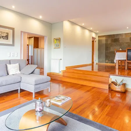 ゲストハウス Double With Pool I